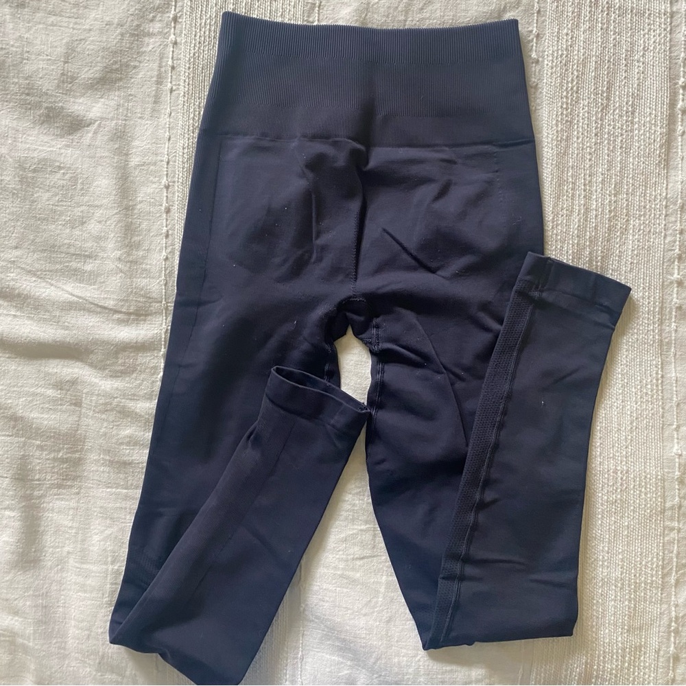 Lululemon high-rise tight full length contour booty scrunch leggings blue purple - Picture 2 of 5